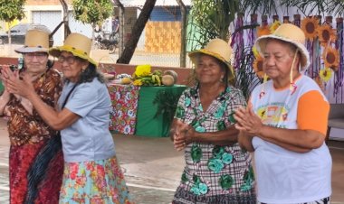 O clima das tradições juninas tomou conta do Serviço de Convivência e Fortalecimento de Vínculos do Centro.