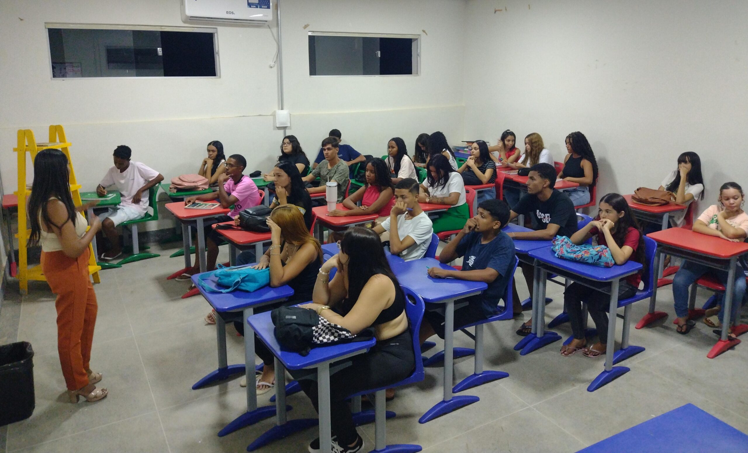 Prefeitura de Capitão Enéas e UNIMONTES investem no futuro da juventude com curso técnico em Administração